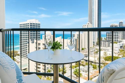 Sea View Hotel Room Heart of Surfers Paradise