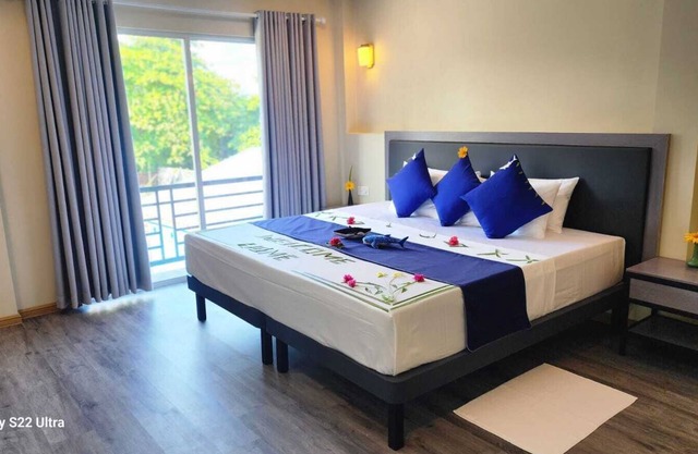 Seaside Dhangethi Inn