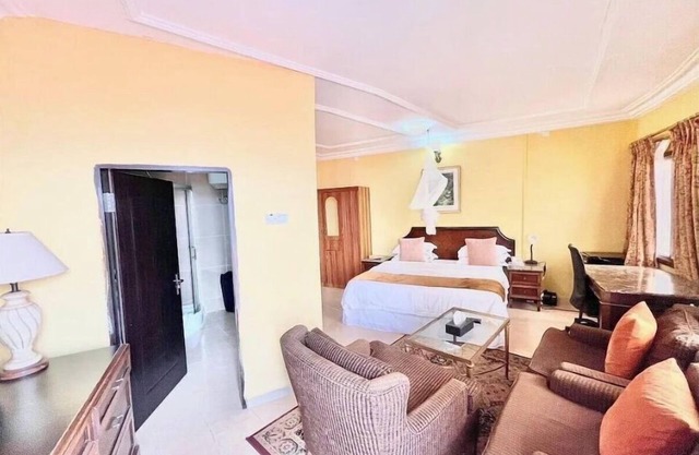 Seaside Suites and Hotel Room #110