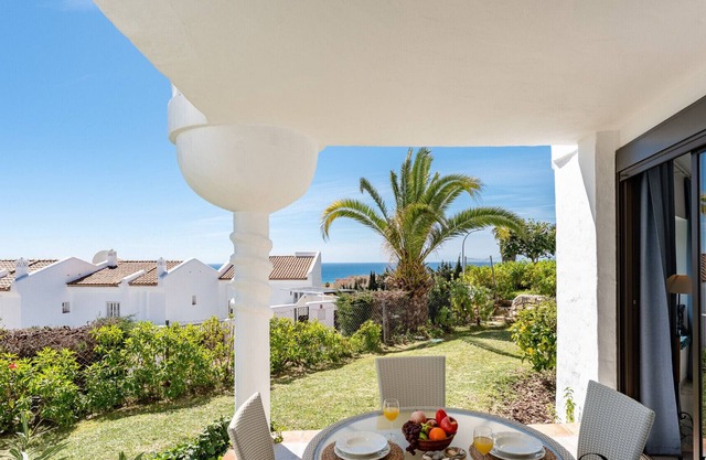 Seaview/3BED/Sauna/Pool/Parking