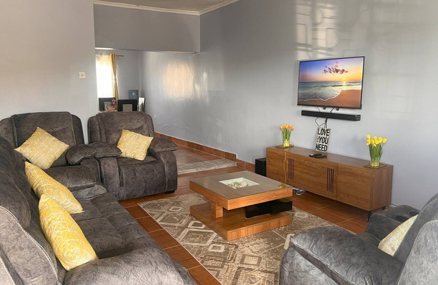 Serene 3-bedroom Villa in Lakeview estate, Naivasha-with views of Lake Naivasha.