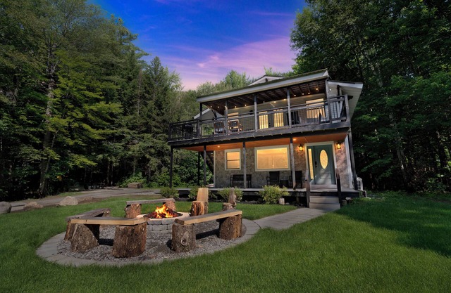 Serene 6-Bedroom Mountainside Chalet Retreat w/EV Charging
