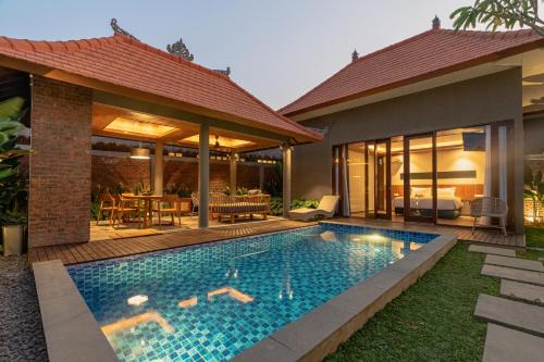Serenia Villas Amed