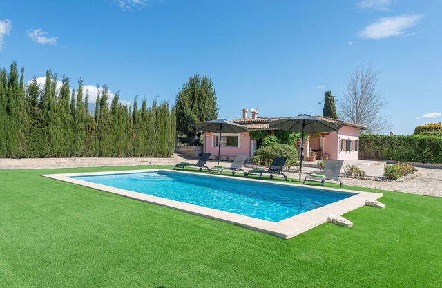 Ses Veles - Three Bedroom Villa, Sleeps 6