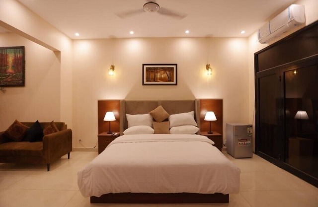 Signature Boutique Hotel