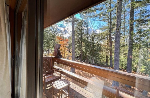 Ski-in/Ski-out @ Attitash | Modern & Spacious