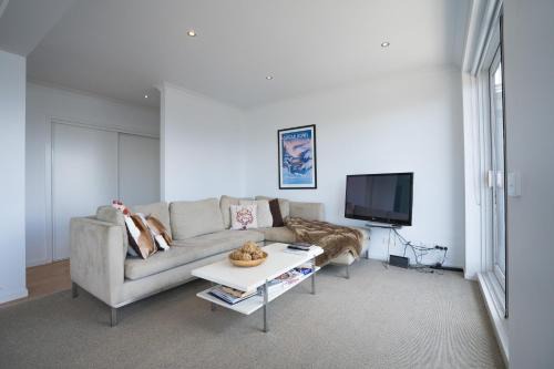 Ski in-Ski out Hotham apt with Parking Undercover