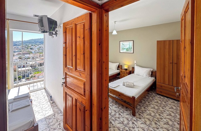 Skiathos Platis House