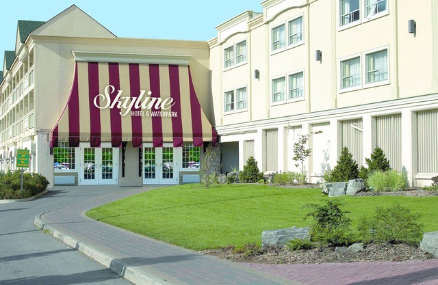 Skyline Hotel & Waterpark