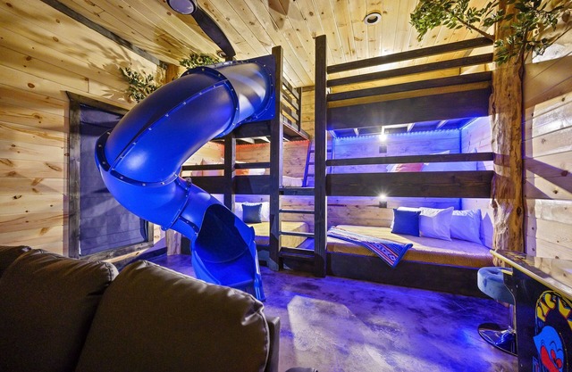 SoMuchFawn HotTub Sauna Playground Games BunkSlide