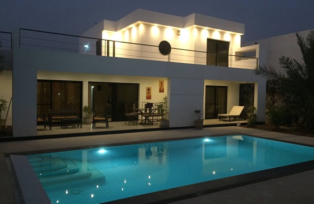 Spacieuse Villa Tout Confort à 800 m de la Plage. Keur de Mime