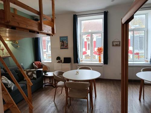 Spacieux studio avec Mezzanine Top rénové capacité 4 personnes, Aquae Mare