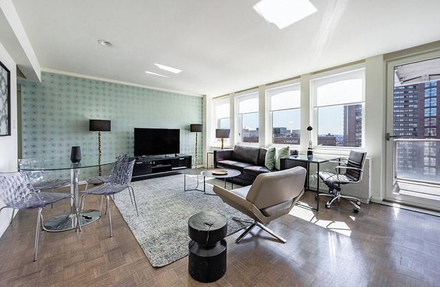 Spacious Apartment in Luxury Back Bay Building