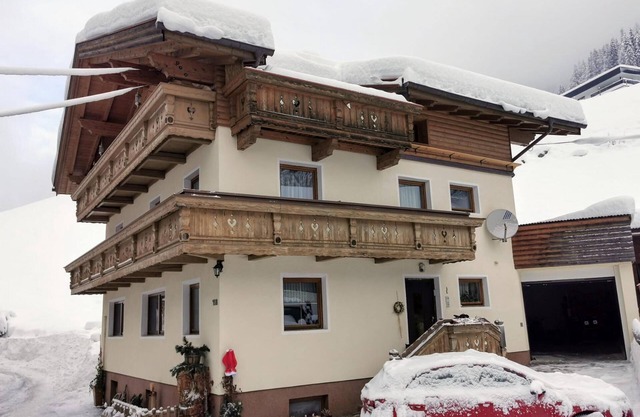 Spacious apartment near the Pitztal glacier
