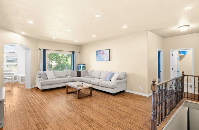 Spacious Home near Silicone Slopes