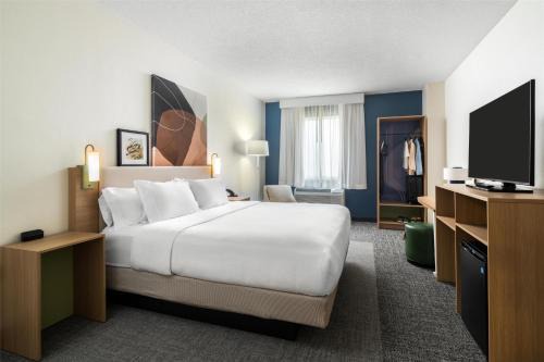 Spark by Hilton St Robert Fort Leonard Wood