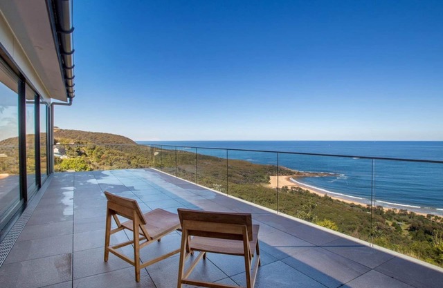 Spectacular Ocean Views by HolidayCo.