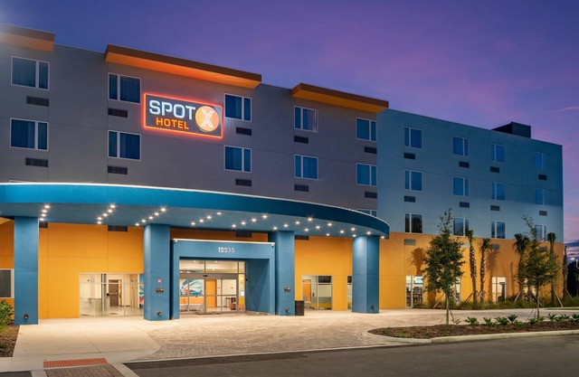 SPOT X Hotel Orlando/Intl Dr by The Red Collection
