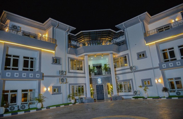 SS3 Jabi Hotel