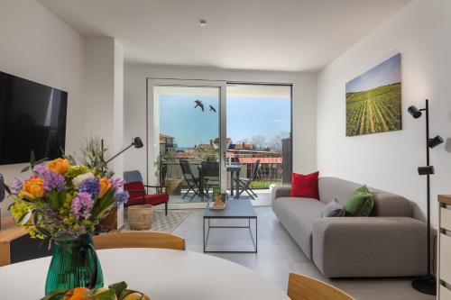 Star Apartments