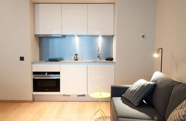 Stay Close to MAS Museum Antwerp! 2BR w/City View & Fully-equipped Kitchen!