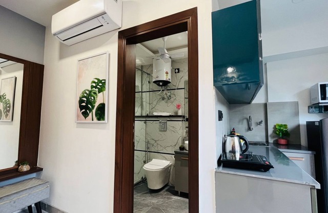 Stay near - Hotel near me Gurgaon