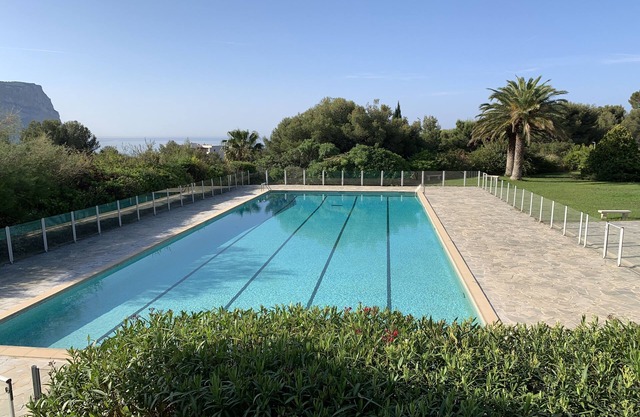 Studio Cassis vue mer Exceptionnelle, Parking, Wifi