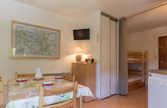 Studio cosy 4 pers. à Serre-Chevalier, proche commerces et remontées mécaniques, casier à ski inclus - FR-1-330E-51