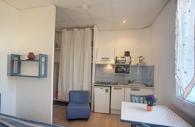 Studio Lamalou-les-Bains, 1 pièce, 1 personne - FR-1-451-68