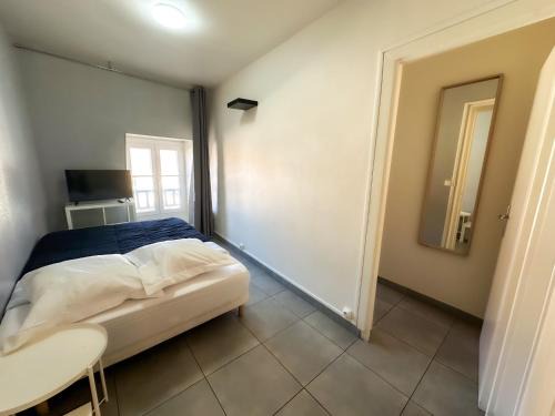 Studio SN8 - Centre-Ville Meaux - Proche Disneyland
