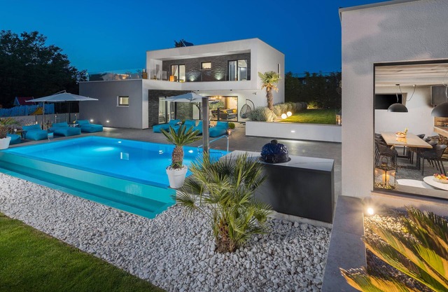 Stunning home in Sivati