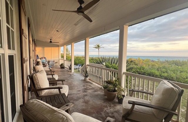 Stunning Luxury Villa Directly On French Leave Beach