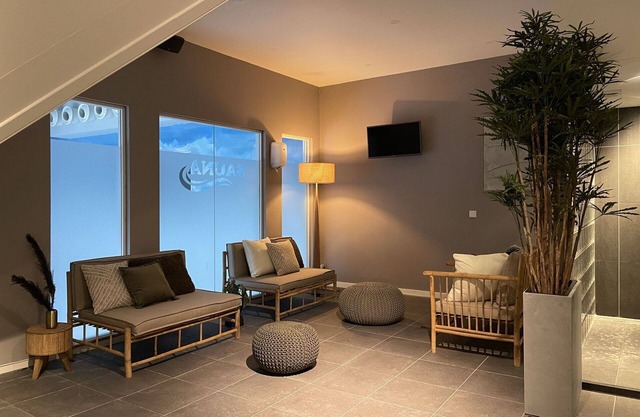 Stunning private villa for 6 guests with WIFI, TV and terrace