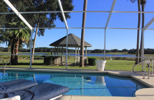 Stunning views, private pool Villa Durieux