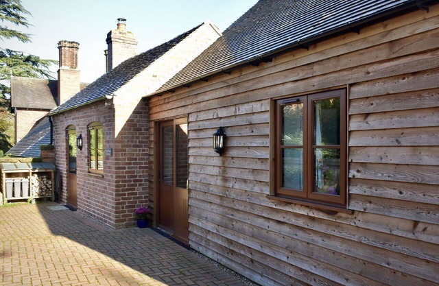 Stunning villa for 3 people with TV and pets allowed