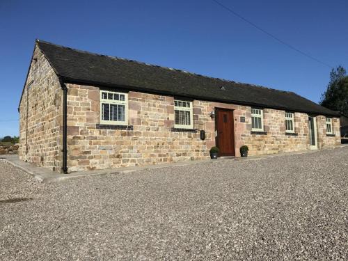 Stylish 2 Bed Peak Dist Cottage Barn Alton Towers