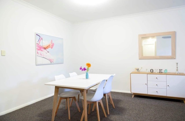 Stylish apt in the heart of Perth City