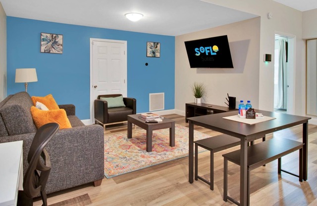 Stylish Downtown Oasis Close to Beach, Airport by RedAwning