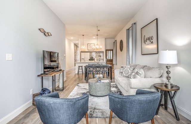 Stylish downtown retreat | JZ Vacation Rentals