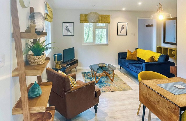 Stylish two bedroom lodge, perfect for couples or families.