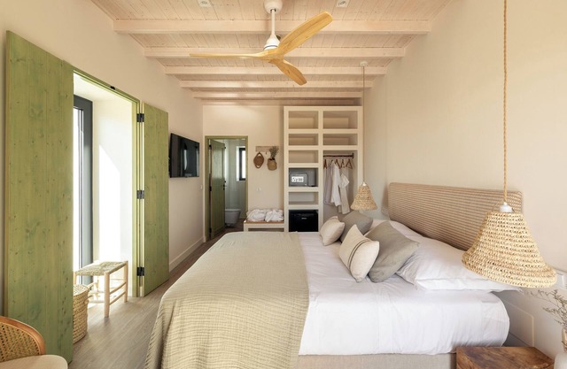 Suite 6: Double Superior, Private Terrace, B&B