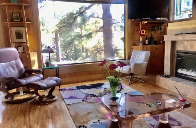 Summer Rental 2 Bedroom/2Bath in the forest