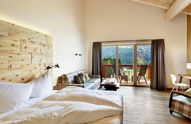 Sun-St. St. John's wort - VWP 4-6 nights - Gut Sonnberghof Naturhotel