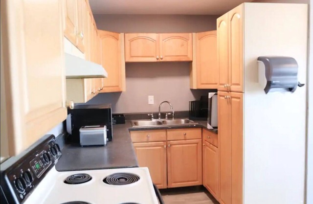 Sunny 1BR 10-Mins to Nashville
