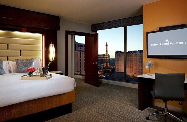 SUPER BOWL 2024! ELARA-HILTON GRAND VACATIONS, Penthouse - 1 Bedroom Plus Suite