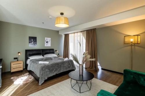 Super Stylish and cozy 2 bedroom 4or6 people Apartment in key location in Marshall Gudauri Project Ski Resort