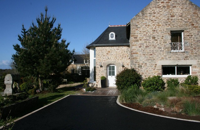 Superb cottage on the Breton coast