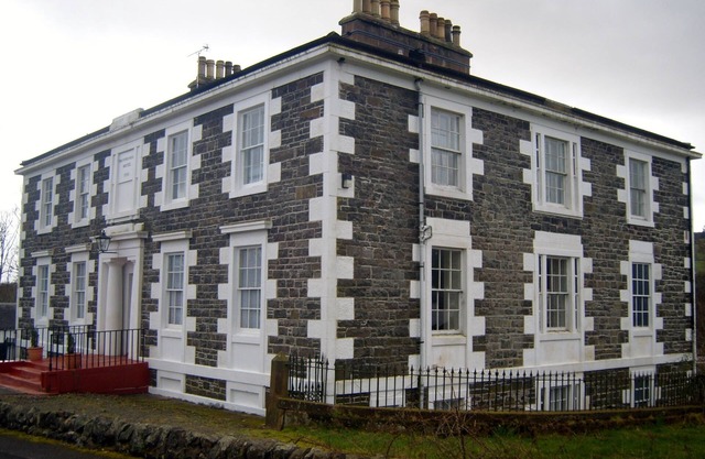 TELFORD MANOR HOUSE - sleeps 30, 13 BEDROOMS, 9 .5 BATHROOMS