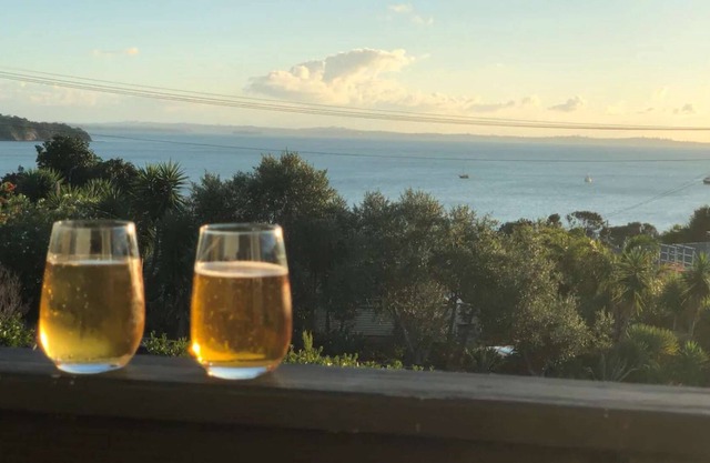 The Black Pearl, Waiheke Island