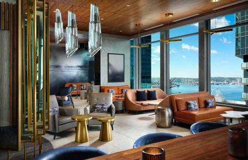 The Charter Hotel Seattle, Curio Collection By Hilton